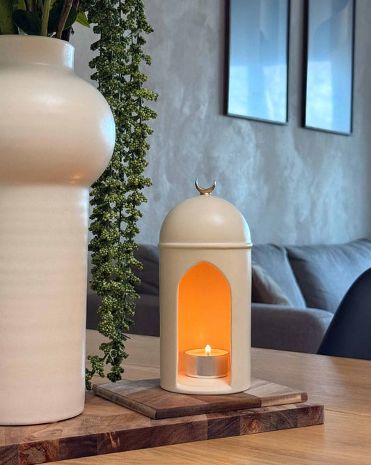 Quba Minaret keramik lysestage – islamisk hjemmedekoration
Quba Minaret ceramic candle holder – Islamic home decoration