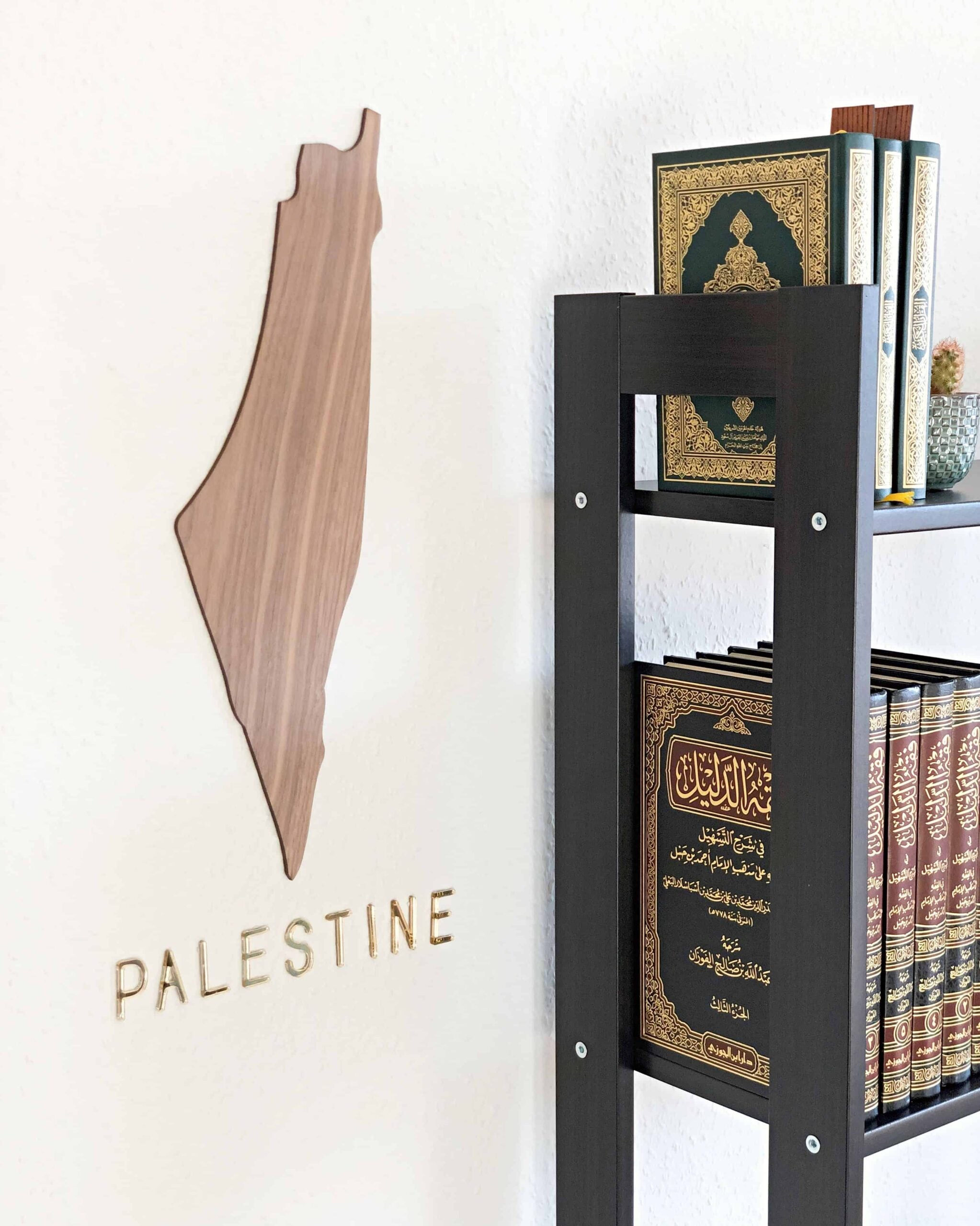 Palæstina landkort i finér med teksten Palestine som vægdekoration