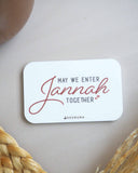 Hvid Jannah magnet i akryl med teksten May We Enter Jannah Together som islamisk inspireret gave