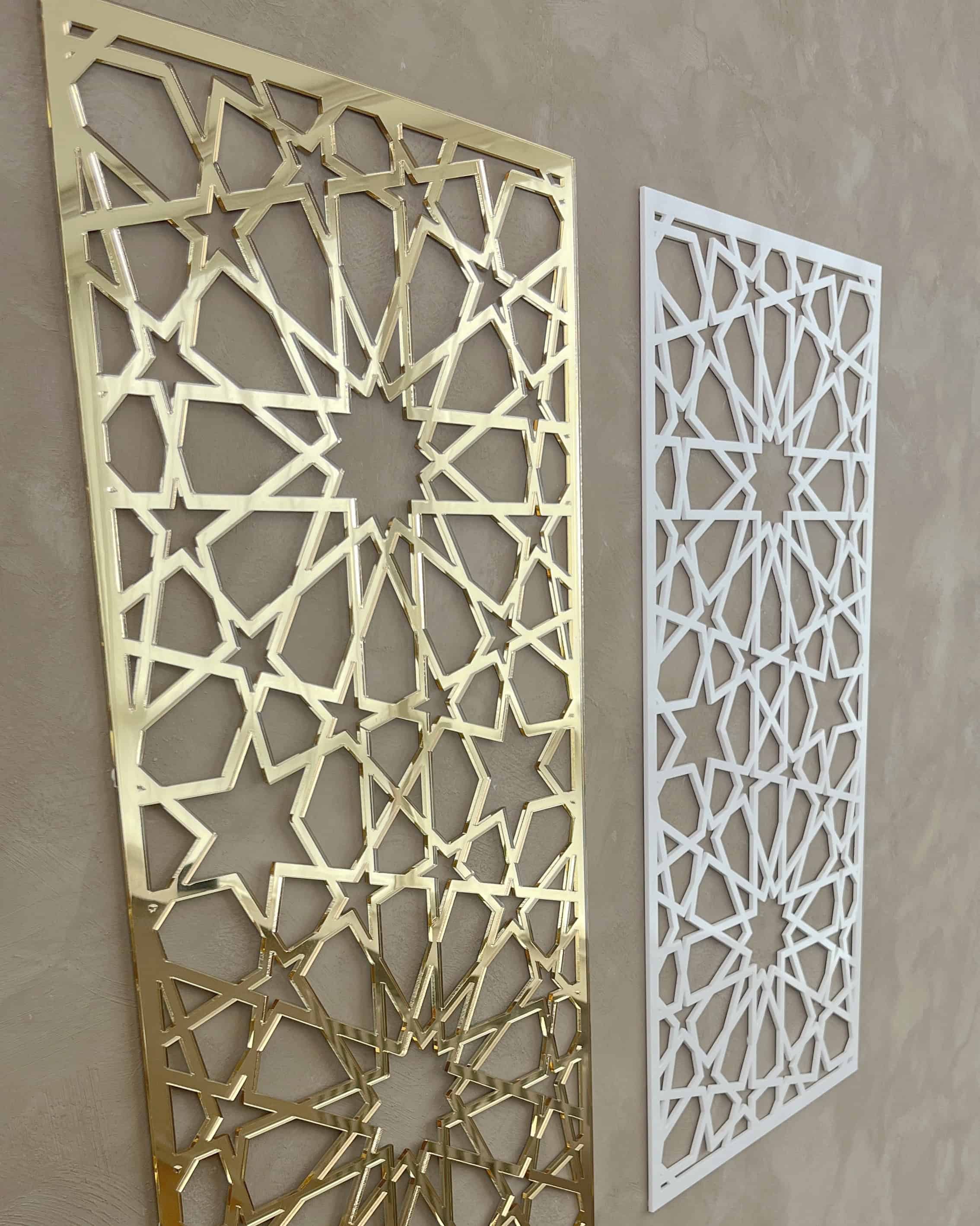 Detaljebillede af Makkah Mataaf Panel i guld og hvid med islamisk geometrisk mønster