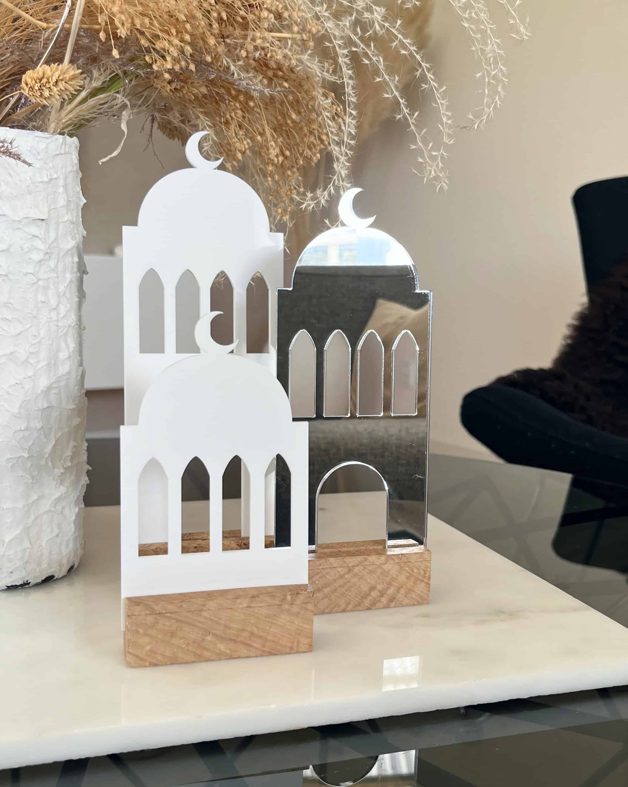 Masjid Trio i hvid spejlakryl med moskédesign i tre forskellige størrelser
